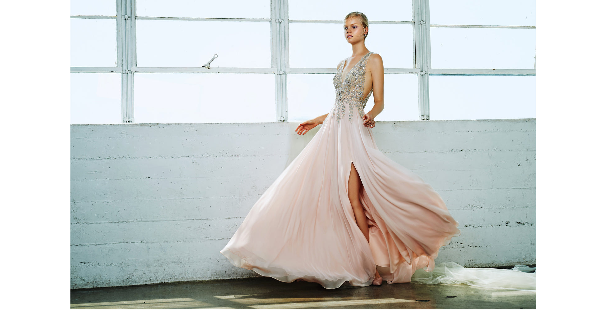 Dance the night away Flowy chiffon blush gown long Prom Evening Weddin Frugal Mughal Dance the night away Flowy chiffon blush gown long Prom Evening Weddin Frugal Mughal