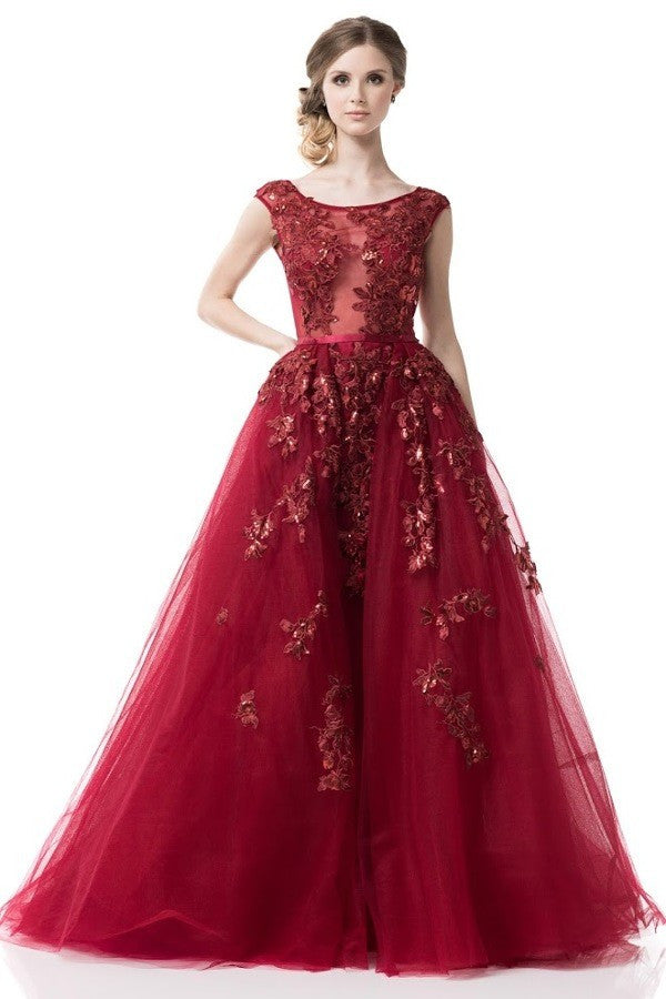 2018 Fairytale Prom Dress Long evening ball gown in Burgundy